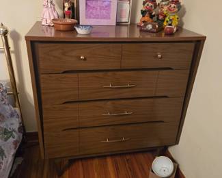 Mcm bedroom set