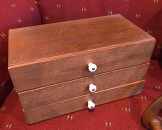 Vintage small chest of drawers