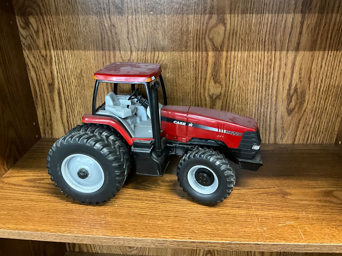ERTL Case IH MX220 Tractor w/Duals Toy Tractor