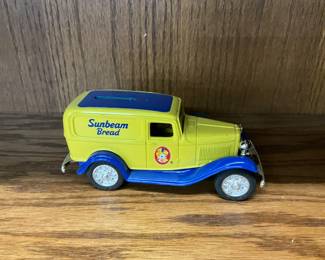 Toy - Diecast Sunbeam Bread Bank