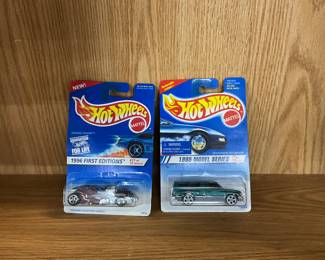 Toy - Hot Wheels Diecast - 1996 1st Edition Twamg Thang & 1995 Model Series Dodge Ram 1500