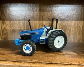 7740 Ford Toy Tractor