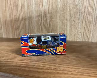Toy Diecast Bristol Motor Speedway Food City NASCAR Die Cast Car # 5