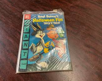 Dell Giant Comics - Bugs Bunny's Halloween Fun