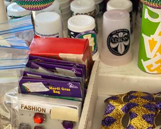 Mardi Gras items