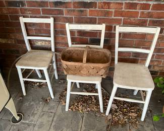 3 wooden chairs - basket