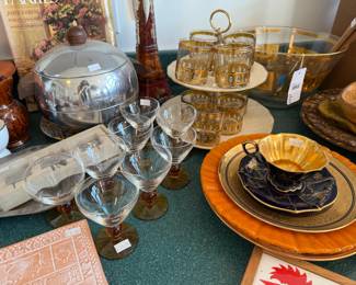 Glass Sets, Plates