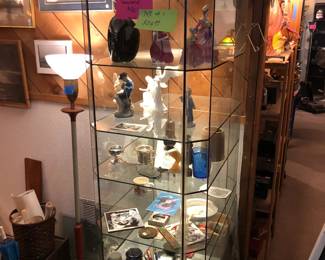 Hummel Showcase with 4 lights, $24 as is