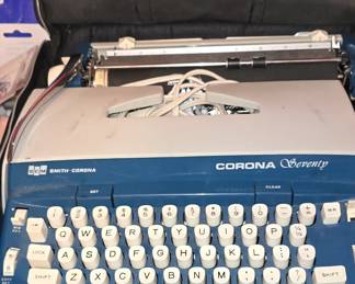 Corona Typewriter 