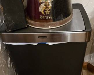Trash  Can - 