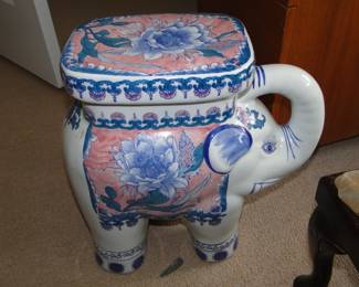 Elephant plant stand