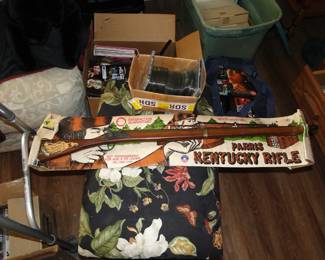 Paris Kentucky Rifle on Original Packaging