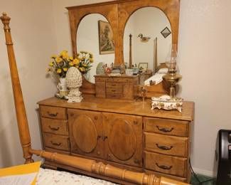 mom spare room dresser