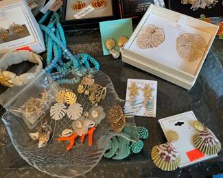 House of Harlow Dangle Drop Gold Tone Monstera Leaf Earrings, Assortment of Earrings