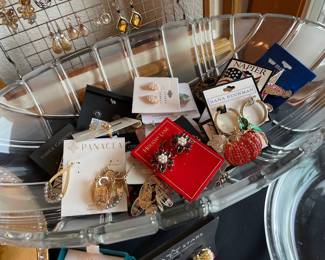 Assortment of Earrings with Brands like Panacea, Holiday Lane, Dana Buchman, Lauren Conrad, Napier