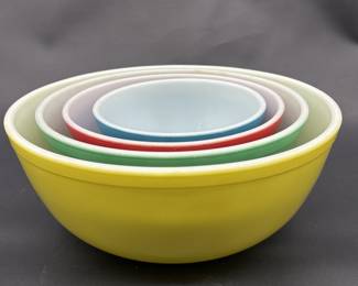 Vintage Pyrex Primary Mixing Bowl - Complete Set!