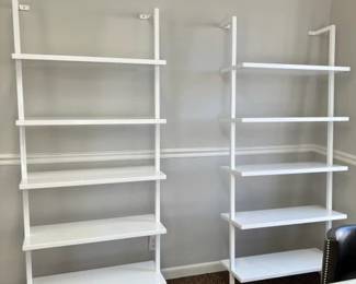 WALL MOUNT STAIRWAY WHITE METAL BPPKCASE 95 EACH