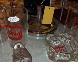 Items Located In The 1st Bedroom ( Vintage Beer Room)