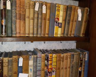 Items Located In The Dining Room