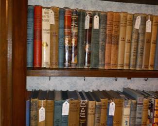 Items Located In The Dining Room