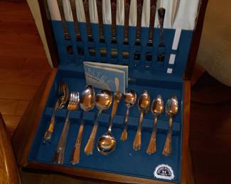 Items Located In The Dining Room