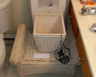 Items Located In The 1st Bedroom Bathroom