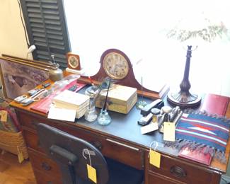 Items Located In The 2nd Bedroom