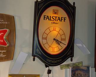 Items Located In The 1st Bedroom ( Vintage Beer Room)