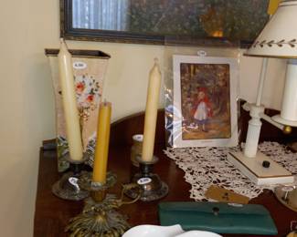 Items Located In The 2nd Bedroom