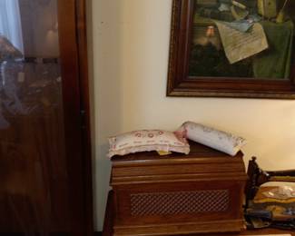 Items Located In The 2nd Bedroom