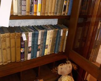 Items Located In The Dining Room