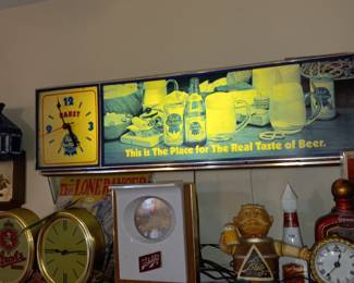 Items Located In The 1st Bedroom ( Vintage Beer Room)