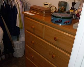 Items Located In The 1st Bedroom Hallway & Closet