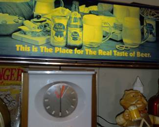 Items Located In The 1st Bedroom ( Vintage Beer Room)