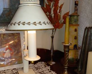 Items Located In The 2nd Bedroom