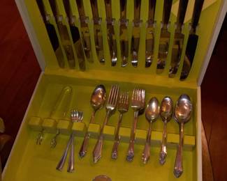 Items Located In The Dining Room