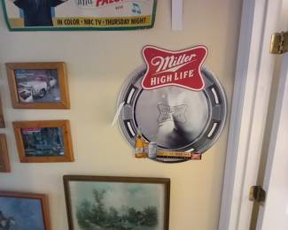 Items Located In The 1st Bedroom Hallway & Closet