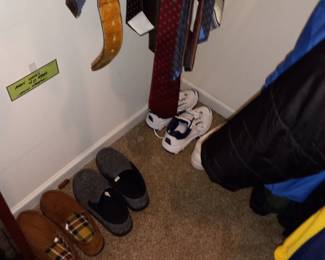 Items Located In The 1st Bedroom Hallway & Closet