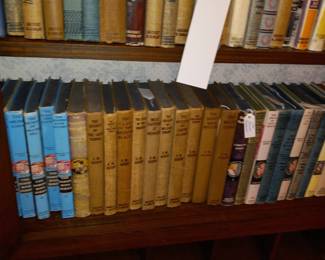 Items Located In The Dining Room