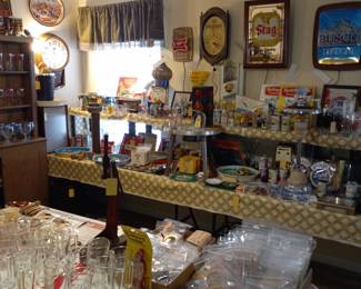 Items Located In The 1st Bedroom ( Vintage Beer Room)