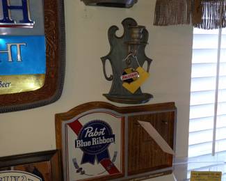 Items Located In The 1st Bedroom ( Vintage Beer Room)