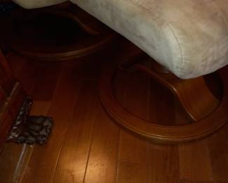 Items Located In The Dining Room