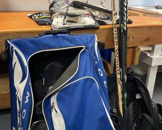 Hockey Gear Including Bags Bauer Lightspeed Skates And Pads