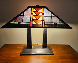 Tiffany Style Mission Slag Glass Table Lamp