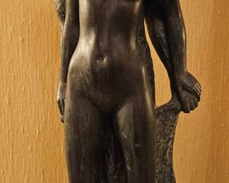 Leonardo Art “The Naked Embrace” Statue