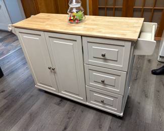 . . . floating kitchen island