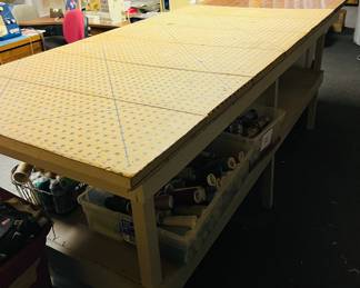 Cutting table