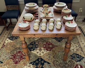 Antique Oak Kitchen Table with Pull-Out Leaves