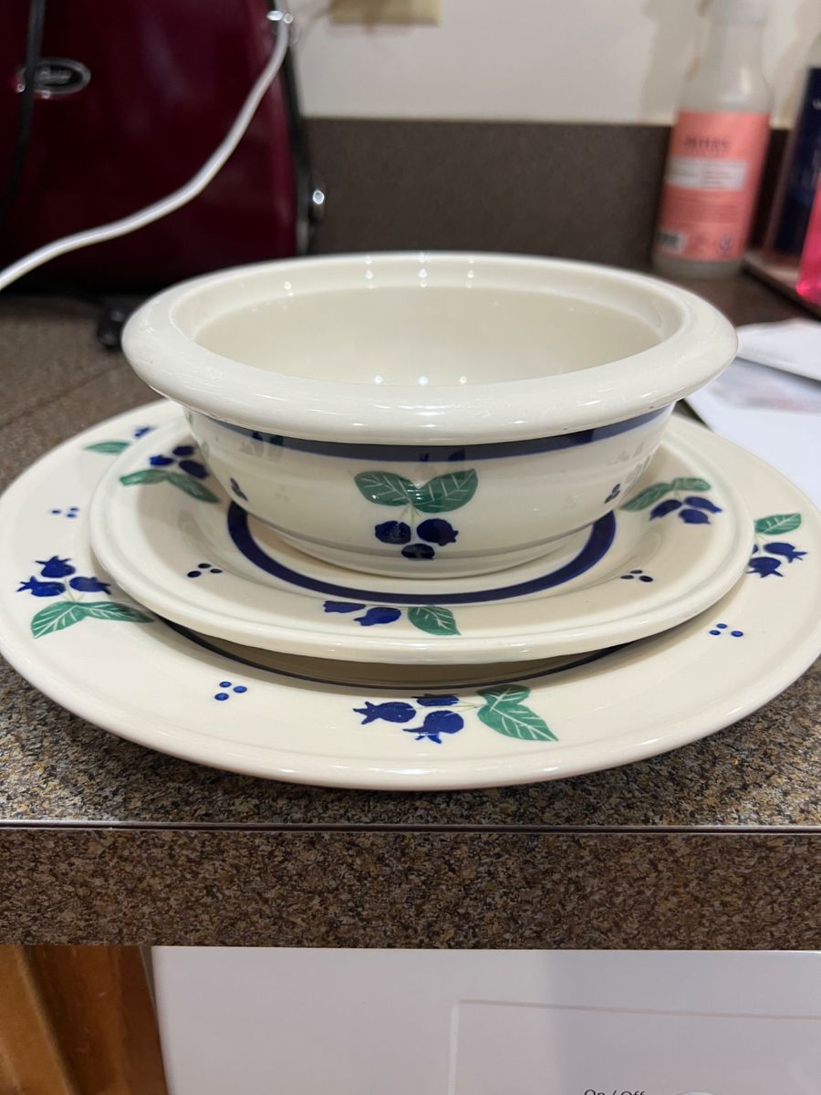 Heartstone Pottery, Blueberry Design.