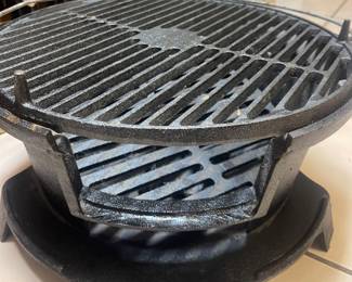 Lodge Cast Iron Pre Seasoned Kickoff Grill